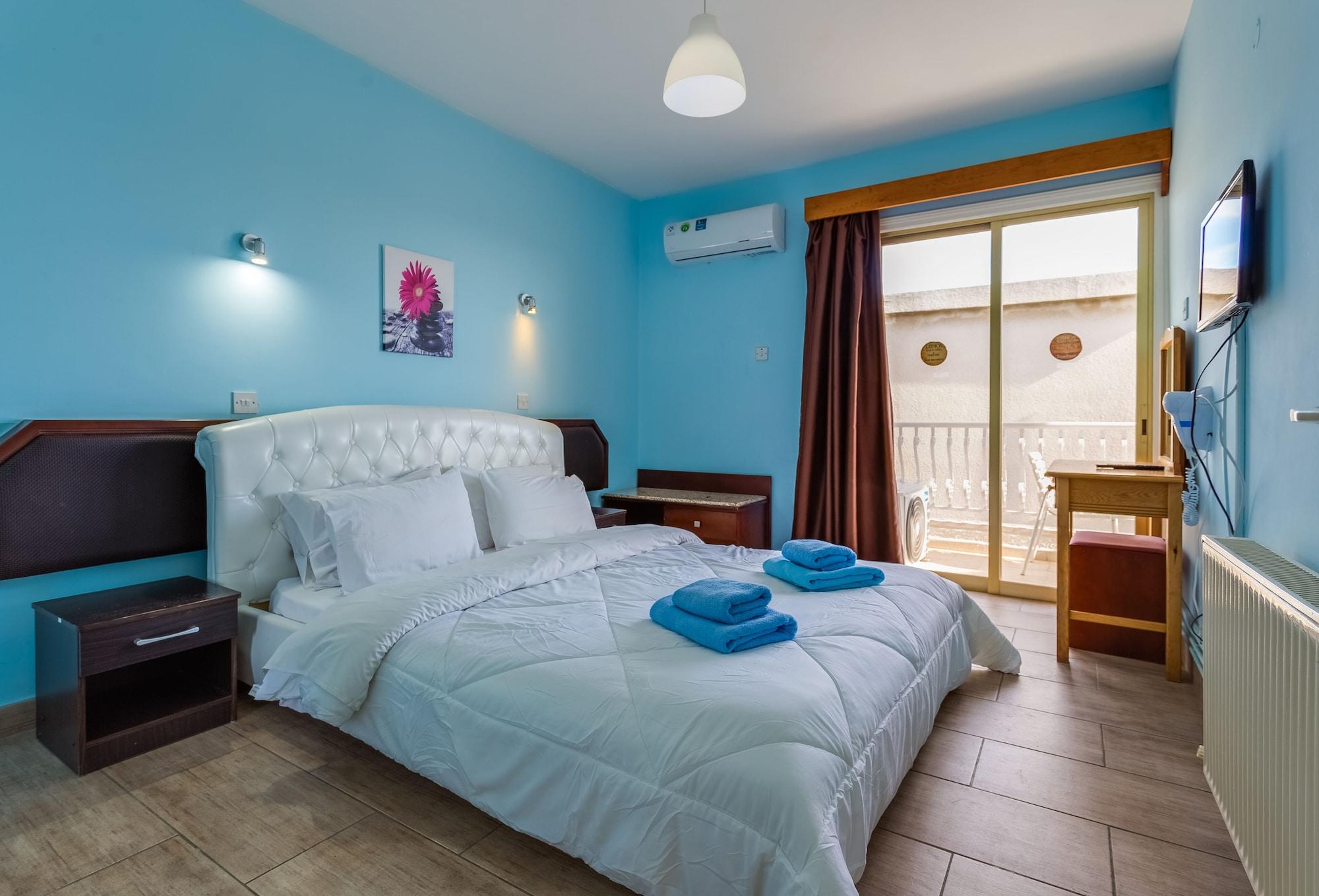 Antonis G. Hotel Apartments Oroklini Eksteriør billede